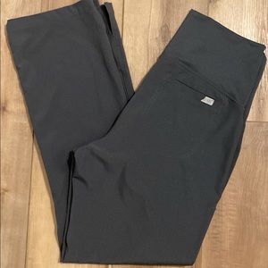 Maternity scrub pants